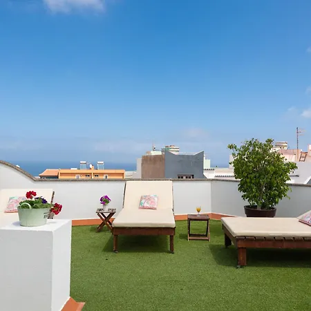 The Yellow House - Climatized Pool - Solarium Rooftop Гальдар