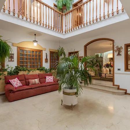 The Yellow House - Climatized Pool - Solarium Rooftop Вилла